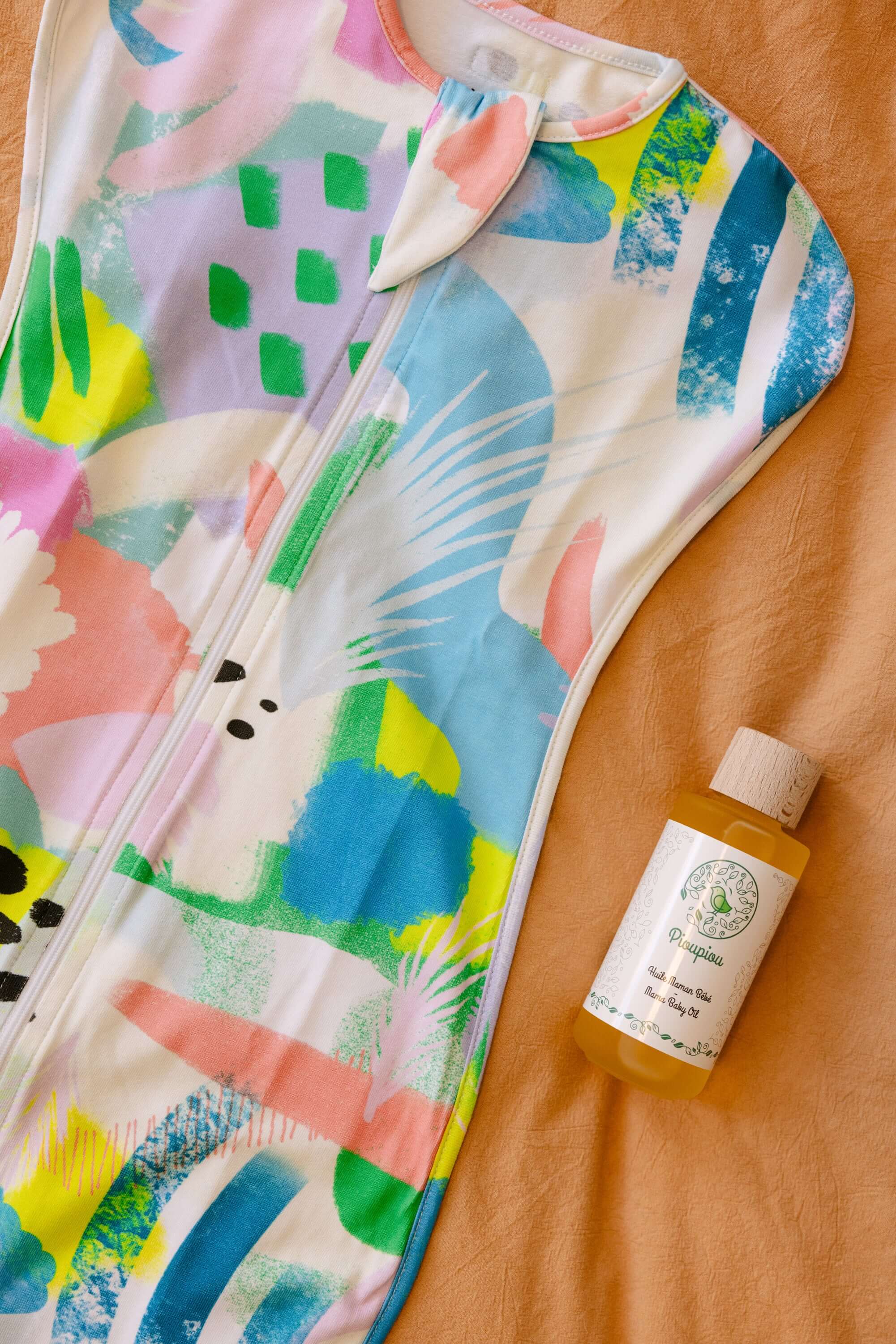 pioupiou tilouco collaboration coffret emmailloteuse huile Maman bébé nouveau-né suisse