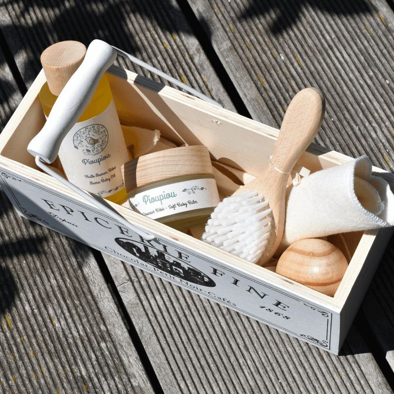 accessoire, brosse, lingette, trousse, pouch, Pioupiou, Natural, Naturel, Bébé, Famille, Soins, tout-petits, skincare, little ones, cadeau, gift