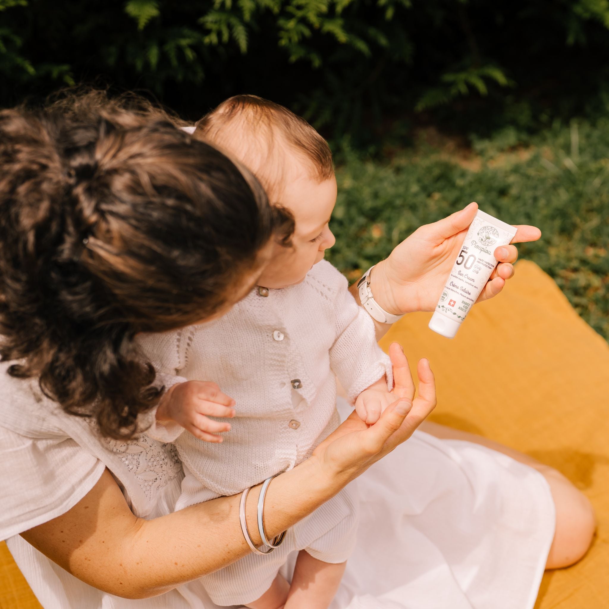 Protection solaire haute performance SPF50 - Texture légère résistante à l'eau pour enfants
